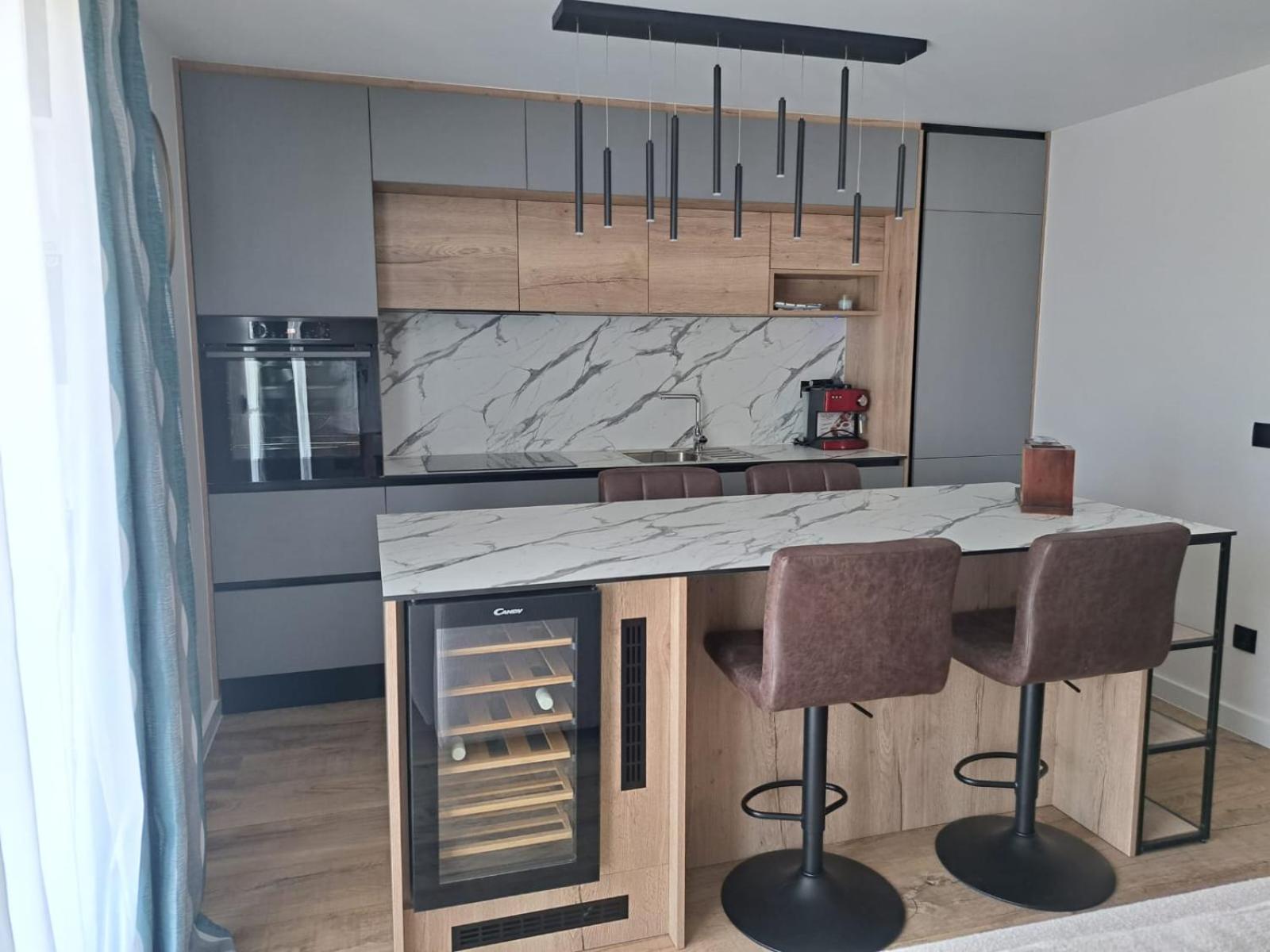 ויר Apartmani Vukadin מראה חיצוני תמונה